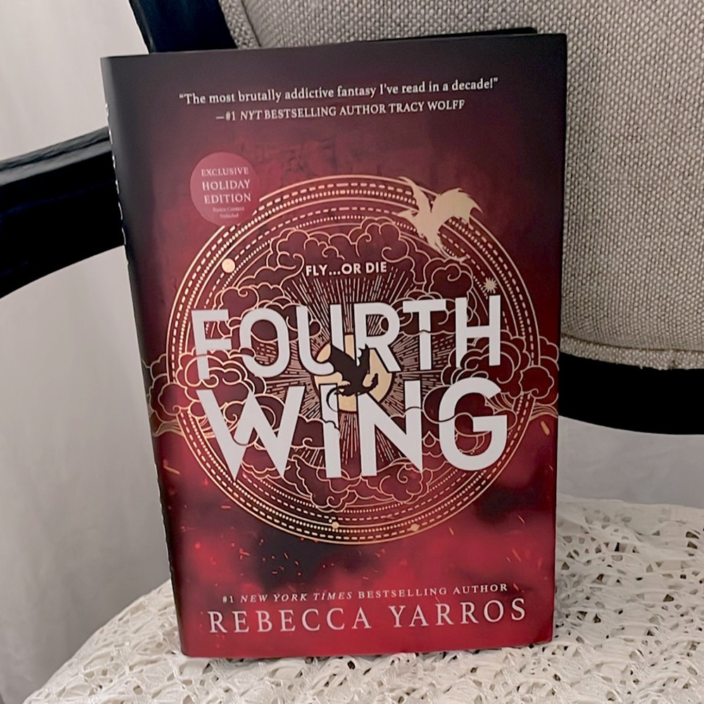 Fourth Wing by Rebecca Yarros (Holiday 1st Edition/Print) - black sprayed edges